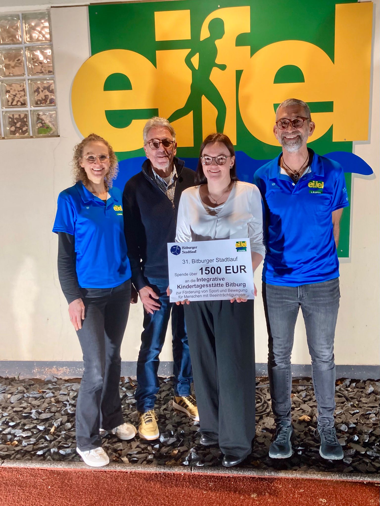 Spendenuebergabe Integrative Kindertagesstaette